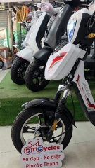 Cap A AVA LUXURY màu Trắng