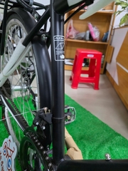 Xe đạp Touring AZI kiểu cổ Bánh 700c Có đề màu Bạc