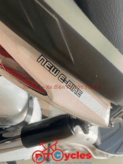 Xe điện AVA M133 2026 màu Trắng