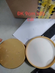 NẮP VÀNG ĐẬY CÁC HỦ NHỰA TRÒN( CHÀ BÔNG, LÁ SẤY KHÔ ...)
