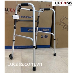 Khung tập đi có 2 bánh xe phía trước Lucass W-47