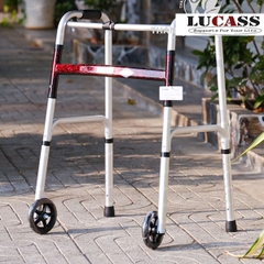 Khung tập đi có 2 bánh xe phía trước Lucass W-57