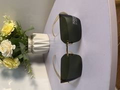 MK002