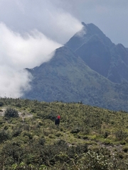 TÀ XỦA HỒ 2.808M