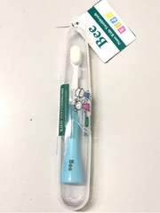 Bàn chải đánh răng trẻ em BEE lông tơ mềm mịn xanh W33A Hàn Quốc
