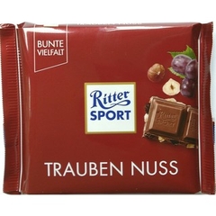 Socola sữa nhân nho khô và hạt phỉ Ritter Sport Đức 100g