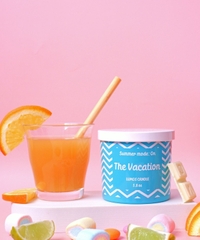 Nến thơm Lumos The Vacation hương Socola trắng ,bạc hà the mát