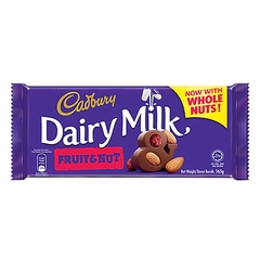 Socola trái cây và hạt Cadbury Dairy Milk Thụy Sĩ 160g
