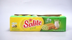 Bánh bông lan cuộn kem Solite vị lá dứa Kinh Đô 180g