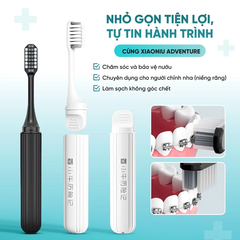 Bàn chải đánh răng gấp gọn - Trắng