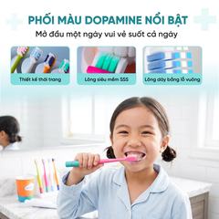 Bàn chải tay cầm mặt cười màu đỏ hồng