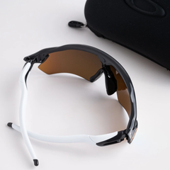 OAKLEY 0OO9208