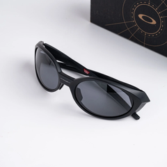 OAKLEY 0OO9438