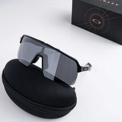 OAKLEY 0OO9463A