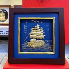 Tranh vuông thuyền vàng