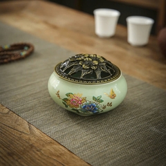 Lư xông trầm hương nhiều màu