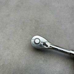 Cần Siết Cốt 1/4" Ratchet Đảo Chiều KTC BR2E