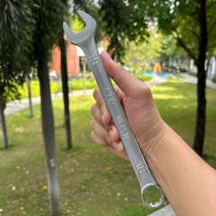 Cờ Lê Đầu Tròng KTC MS2-18 Size 18mm_Tròng Nghiêng Góc 15° - Sản Xuất Tại Nhật Bản