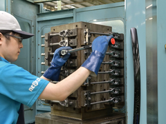 Cần Siết Lực KTC Cốt Siết 3/8" Mã Sản Phẩm GW050-03 Dải Lực 10-50Nm - Giải Pháp Chính Xác Từ Nhật Bản