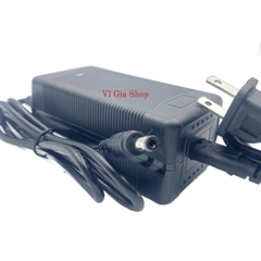 Sạc 3S 12.6V Dòng sạc 3A - Có quạt tản nhiệt - đèn báo pin tự ngắt khi sạc đầy