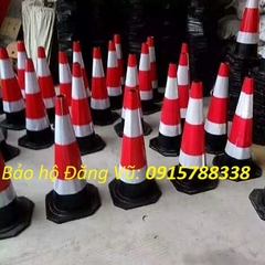 Cọc tiêu cao su 65cm