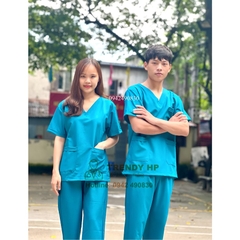 Bộ scrubs bác sĩ, kỹ thuật viên Cotton Cao Cấp màu Xanh Cổ Vịt đồng phục thẩm mỹ viện, spa, phòng khám
