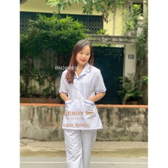 Bộ quần áo blouse trắng dáng ngắn có viền xanh Cotton Cao Cấp cho điều dưỡng, dược sỹ, y tá, thẩm mỹ viện, spa