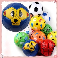 Bóng đá mini cho trẻ size đường kính 15 cm nhỏ ngộ nghĩnh
