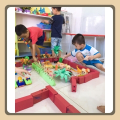 Đồ chơi gạch xây dựng nhựa an toàn mầm non túi 20 viên