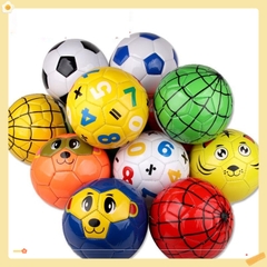 Bóng đá mini cho trẻ size đường kính 15 cm nhỏ ngộ nghĩnh