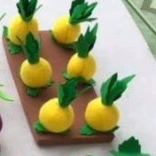 Vỉ các loại rau củ quả làm thủ công chất liệu vải nỉ đồ dùng mầm non