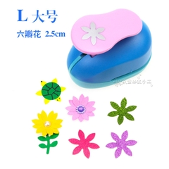 Dập hoa trợ lực đủ size 2,5cm dùng trang trí bưu thiếp thủ công mầm non ( Ma8810)