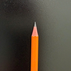 Bút chì đen 2B thân vàng G-star