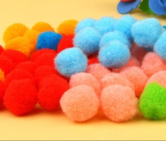 Quả bông len/nỉ mini (Pom Pom) nhiều màu sắc.