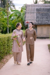 Bộ Cổ Tròn Thêu Sen Vải Linen Ấn