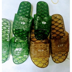 Dép nhựa lỗ vip dành cho nam và nữ