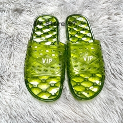 Dép nhựa lỗ vip dành cho nam và nữ