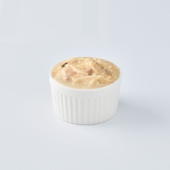 Pate Cho Mèo PRAMY CARNIVORE Vị Gà Topping Cá Hồi Dạng Sốt Gravy 70g
