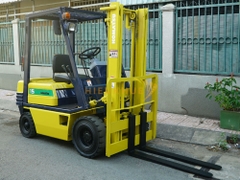 Xe nâng xăng KOMATSU FG15-15