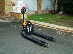 Xe nâng tay điện 1.5 tấn NOBLELIFT PTE15Q-A