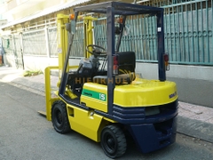 Xe nâng xăng KOMATSU FG15-15