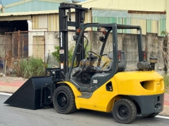Xe nâng dầu KOMATSU FD30T-17