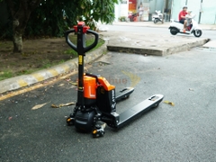 Xe nâng tay điện 1.5 tấn NOBLELIFT PTE15Q-A