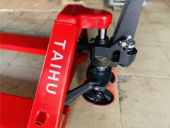 Xe nâng tay thấp 2.5 tấn TAIHU Model HTA25