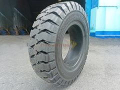 Lốp đặc xe nâng hiệu PHOENIX size 700-15 thương hiệu Thái Lan
