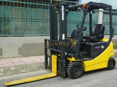 Xe nâng điện ngồi lái KOMATSU FB15-12