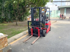 Xe nâng điện ngồi lái NICHIYU FB25PN-80C-300SF năm 2021, nâng cao 3m
