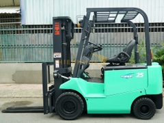Xe nâng điện ngồi lái MITSUBISHI - NICHIYU - FB25PN-77B-300SF