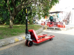 Xe nâng tay thấp 3 tấn NOBLELIFT AC30