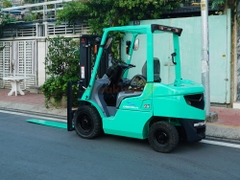 Xe nâng dầu MITSUBISHI FDE25T càng siêu dài 1.5m
